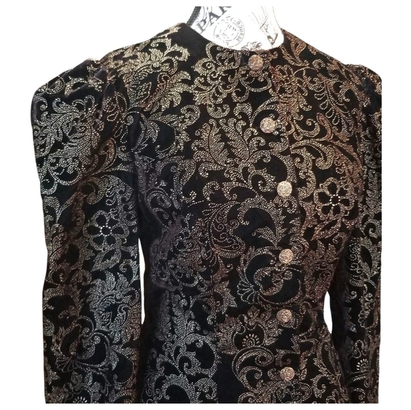 Elegant Black Brocade Jacket With Golden Details And Puffed Sleeves - Picture 2 of 4